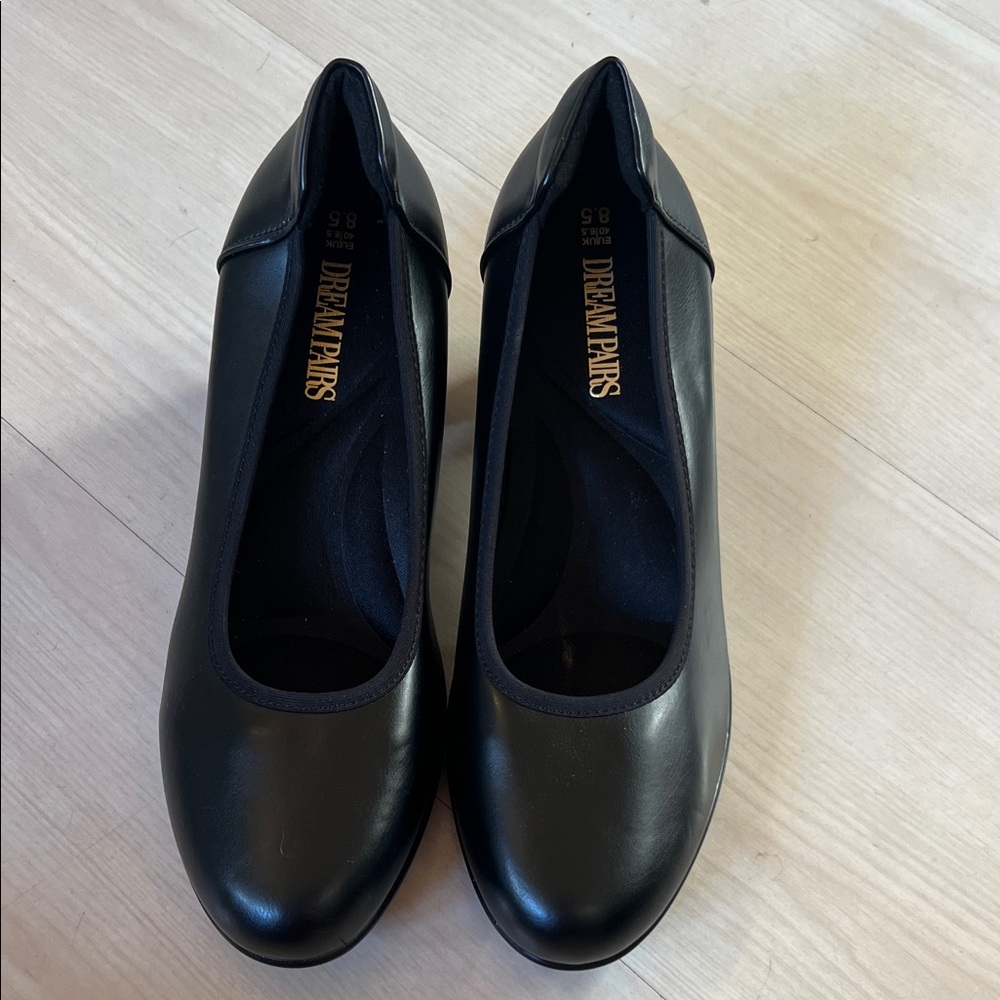 Dream Pairs Women's Classic Black Flats